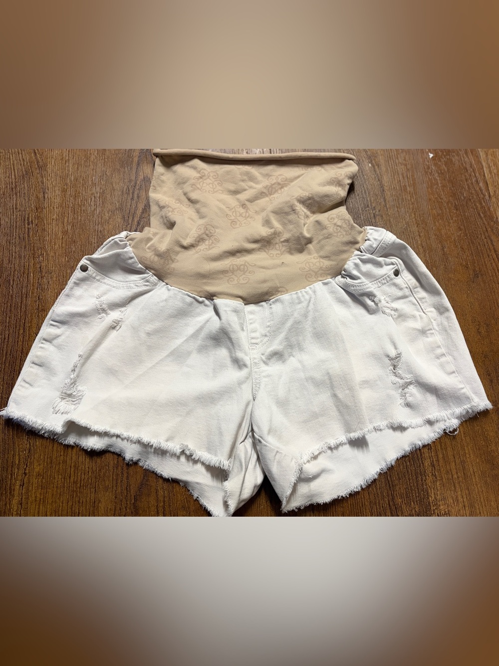 Jessica Simpson Maternity Shorts